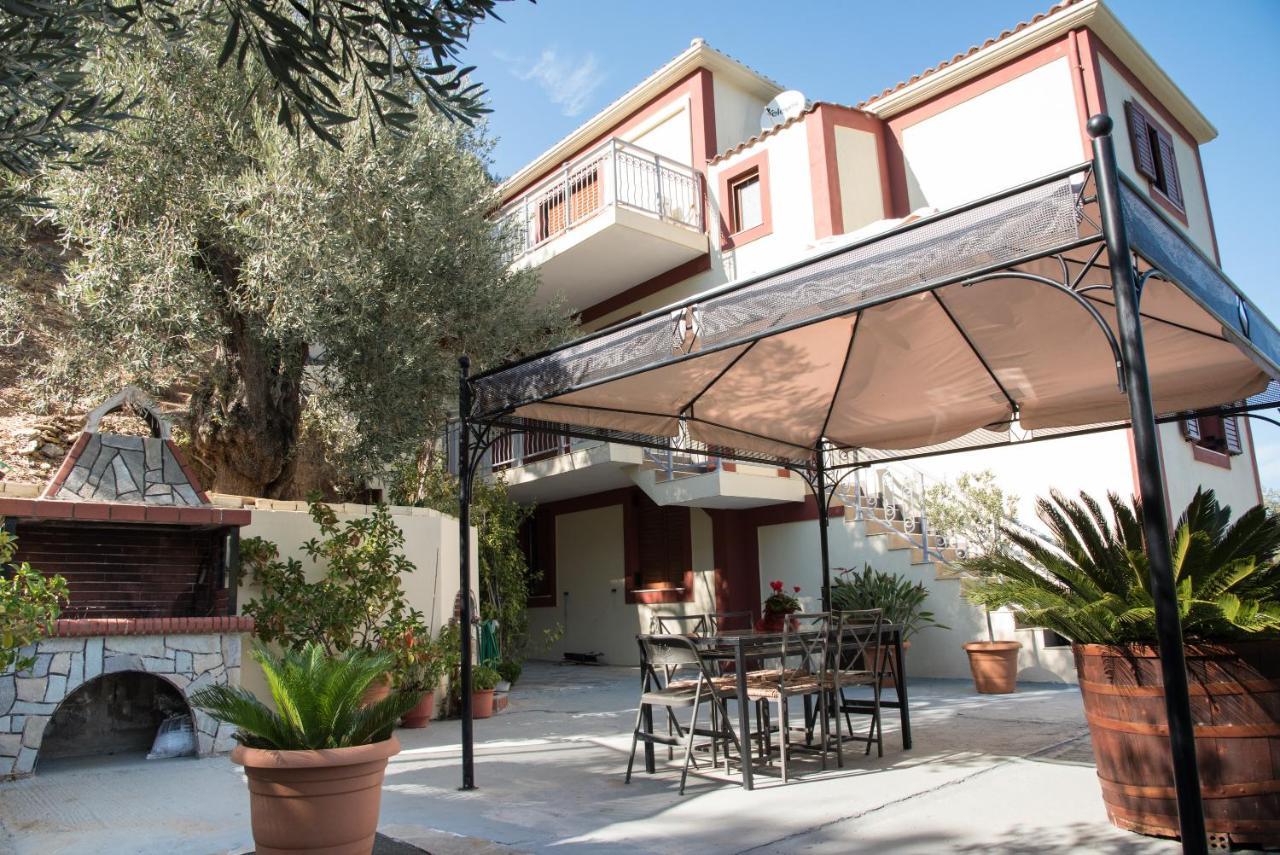 Gallis Villa Pefkias المظهر الخارجي الصورة