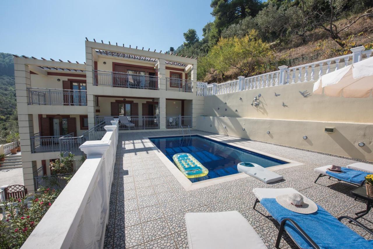 Gallis Villa Pefkias المظهر الخارجي الصورة